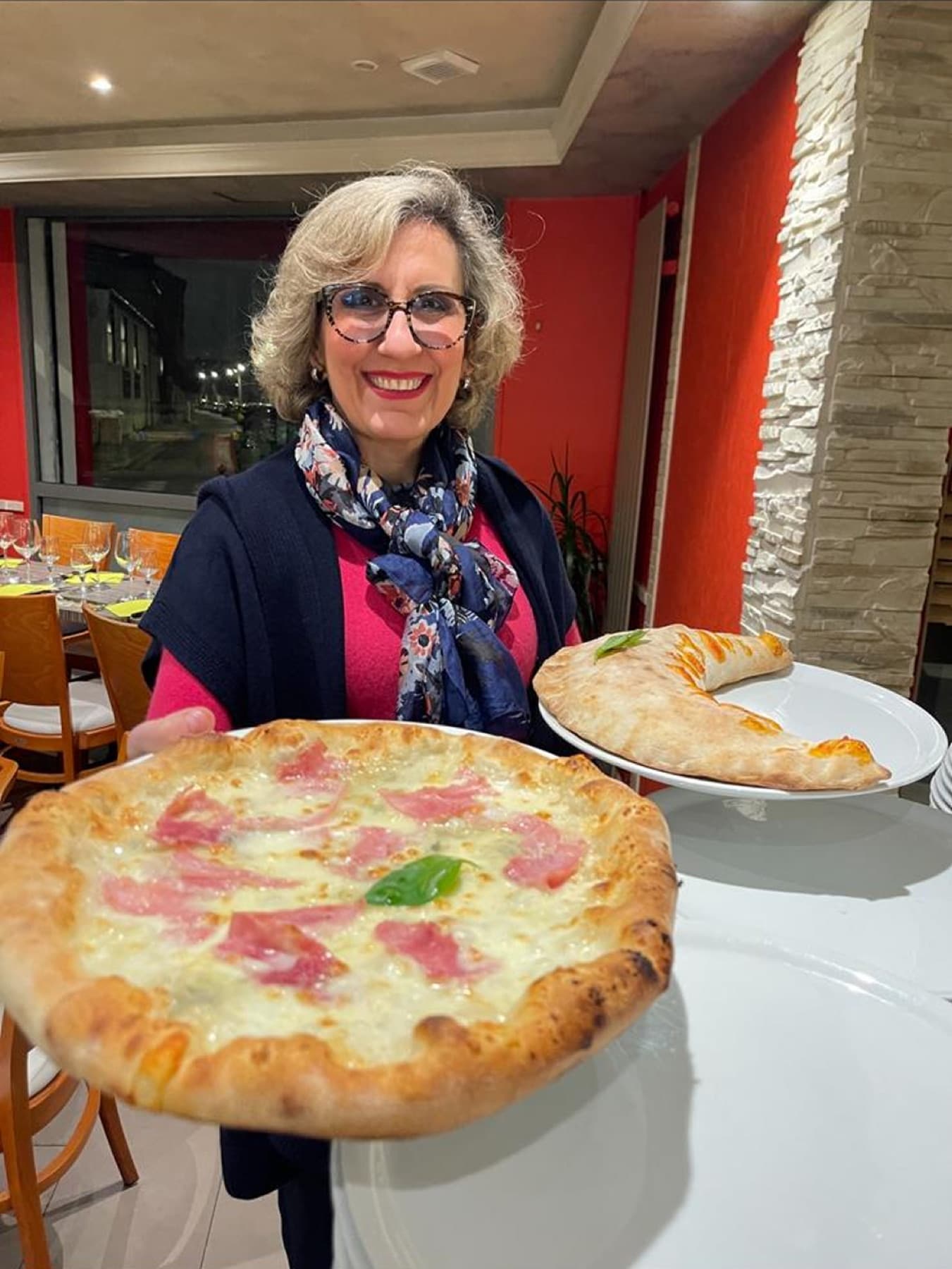 Piadina et calzone servies en salle