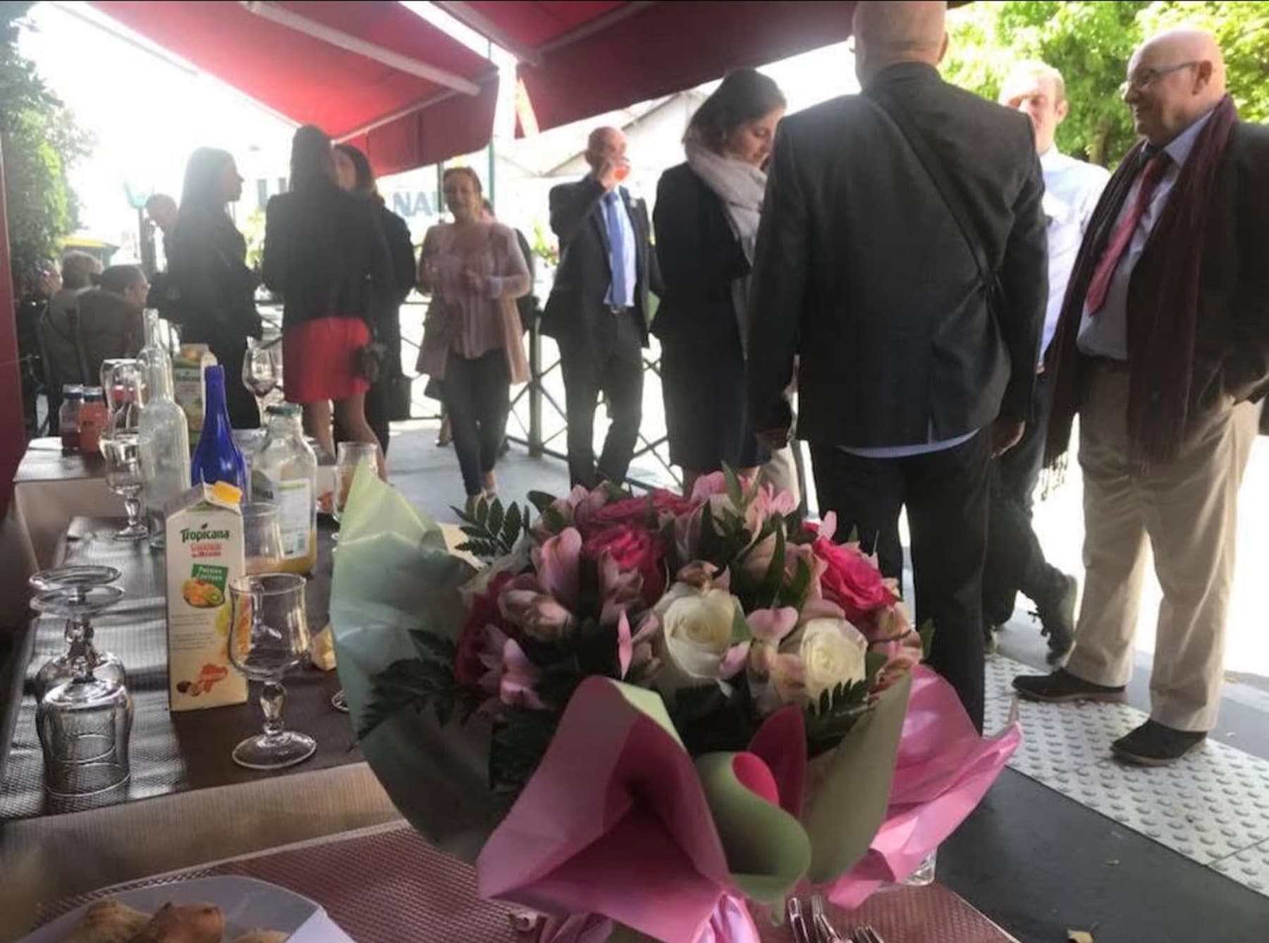 La terrasse du restaurant Vice Versa un jour de réception